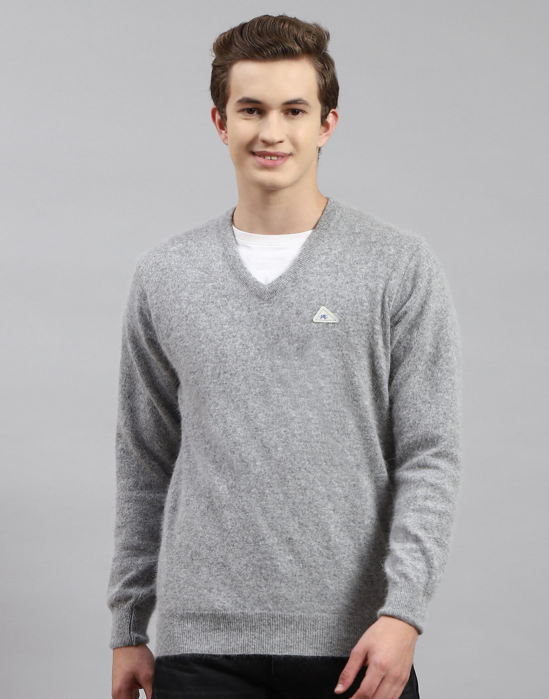 Men Grey Solid V Neck Full Sleeve Pullover