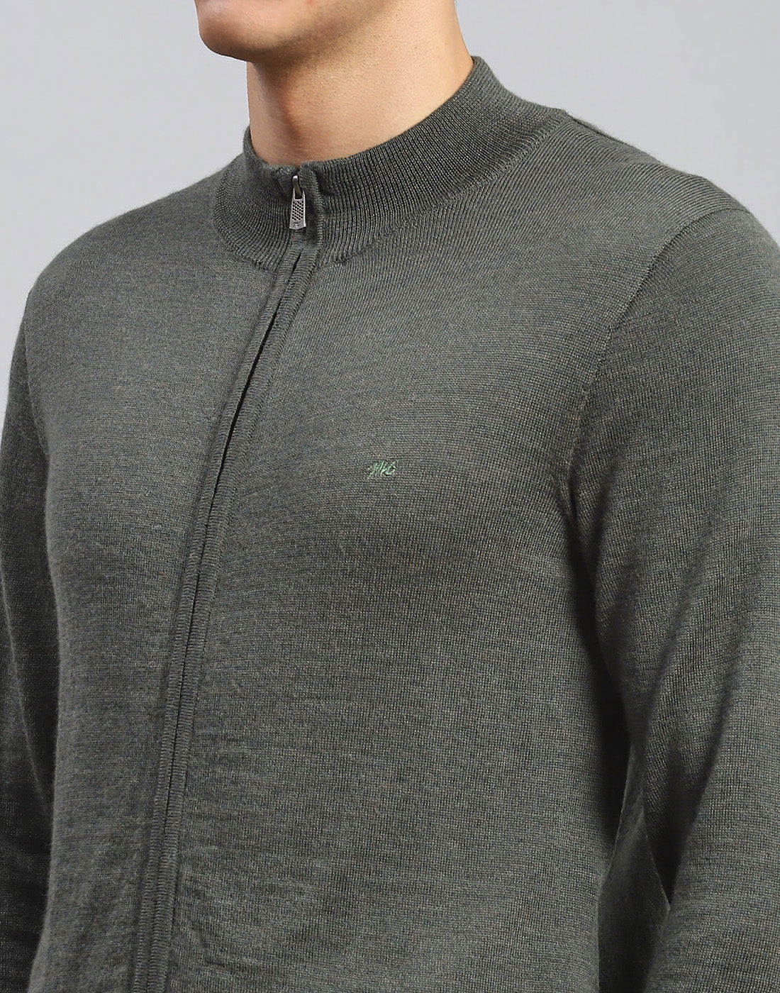 Men Olive Solid Stand Collar Full Sleeve Pullover