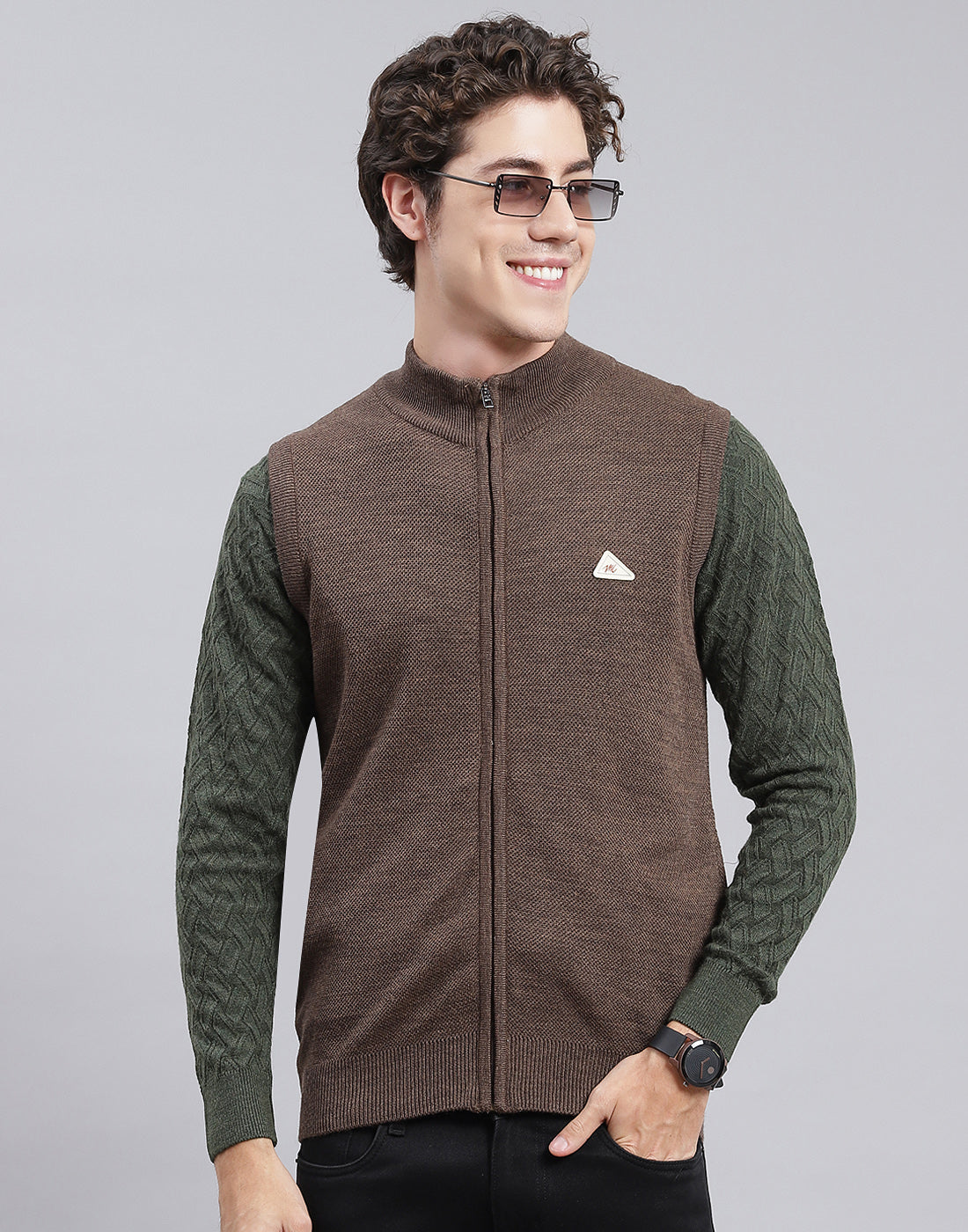 Men Brown Solid Stand Collar Sleeveless Sweater