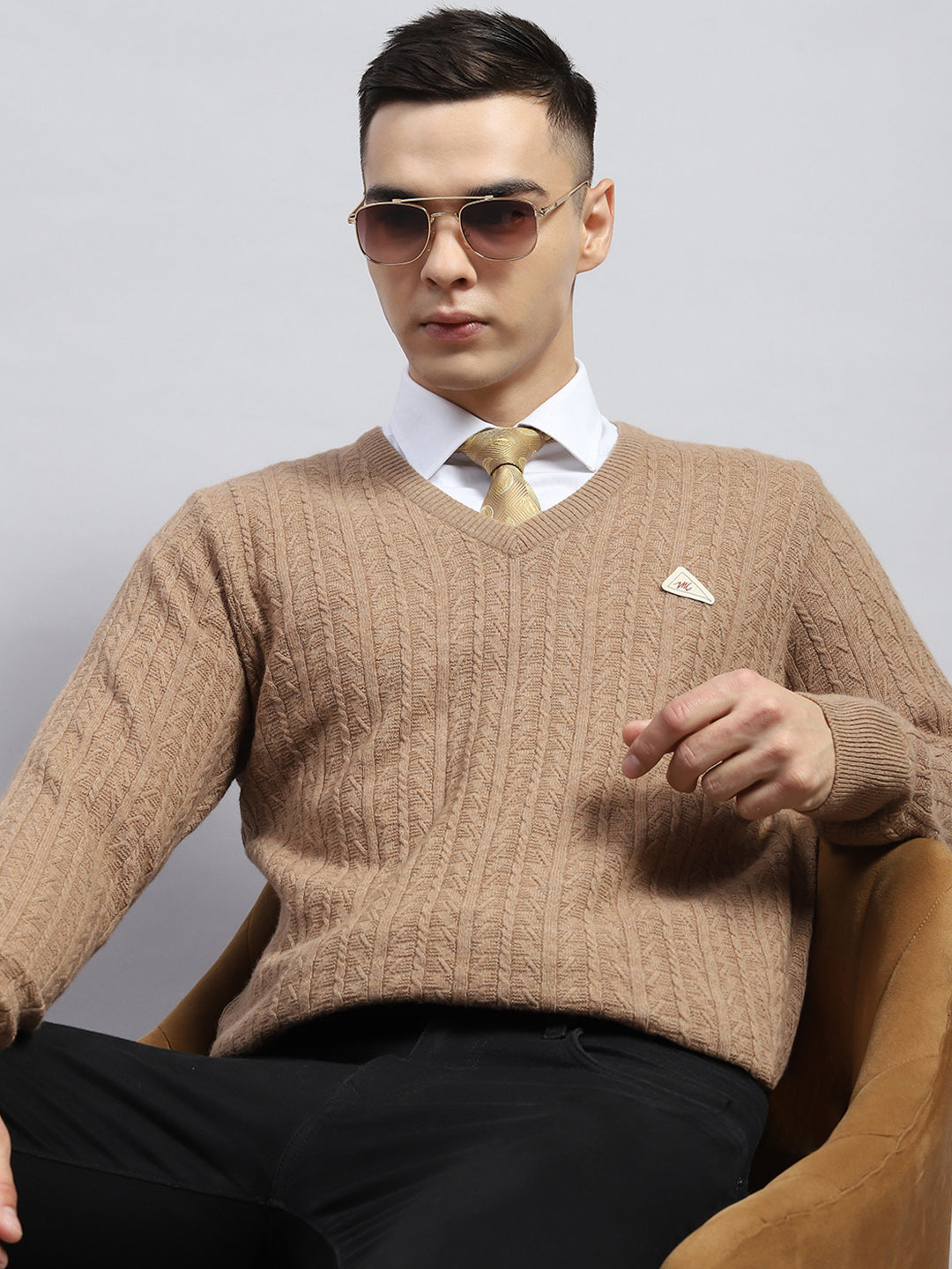 Men Beige Self Design V Neck Full Sleeve Pullover
