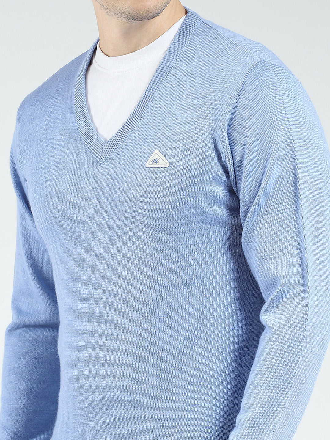 Men Blue Solid V Neck Full Sleeve Pullover