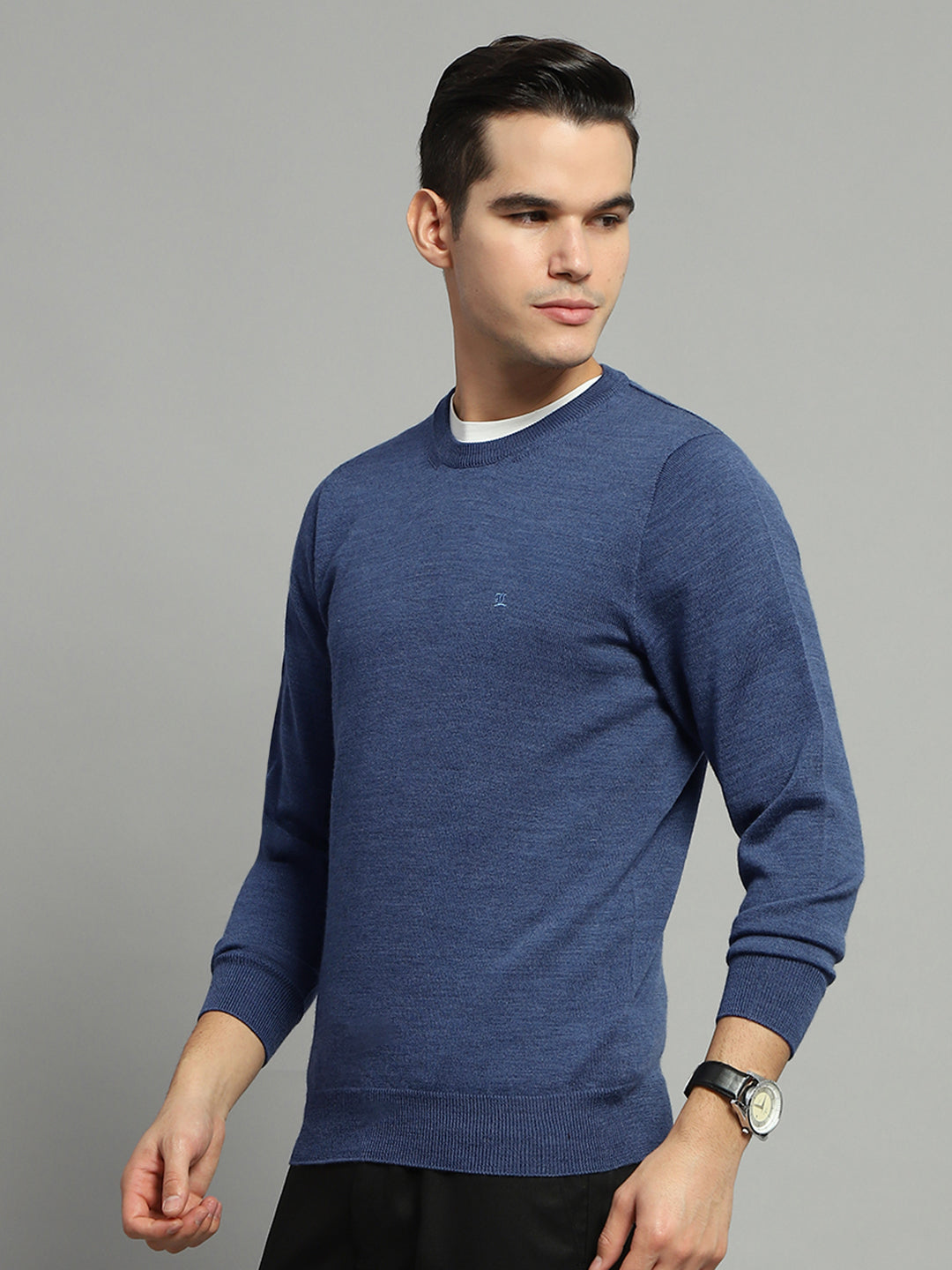 Luxuria Men Blue Solid Round Neck Full Sleeve Pullover