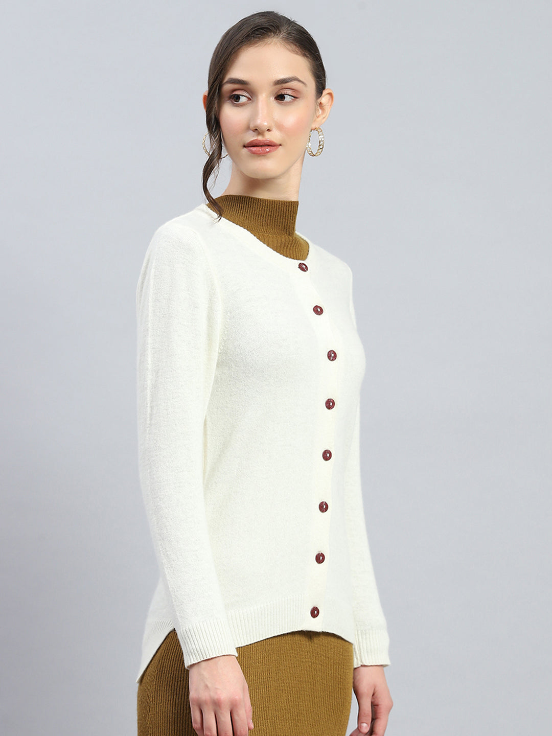 Women Off White Solid Round Neck Full Sleeve Cardigan