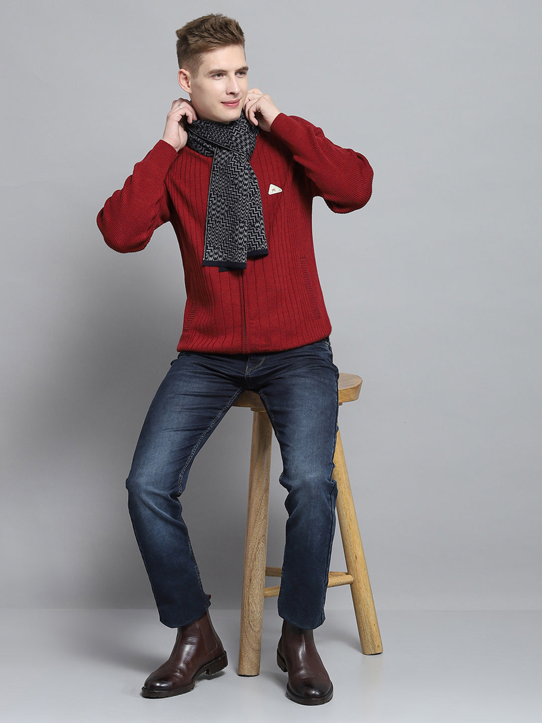 Men Navy Blue Self Design Muffler