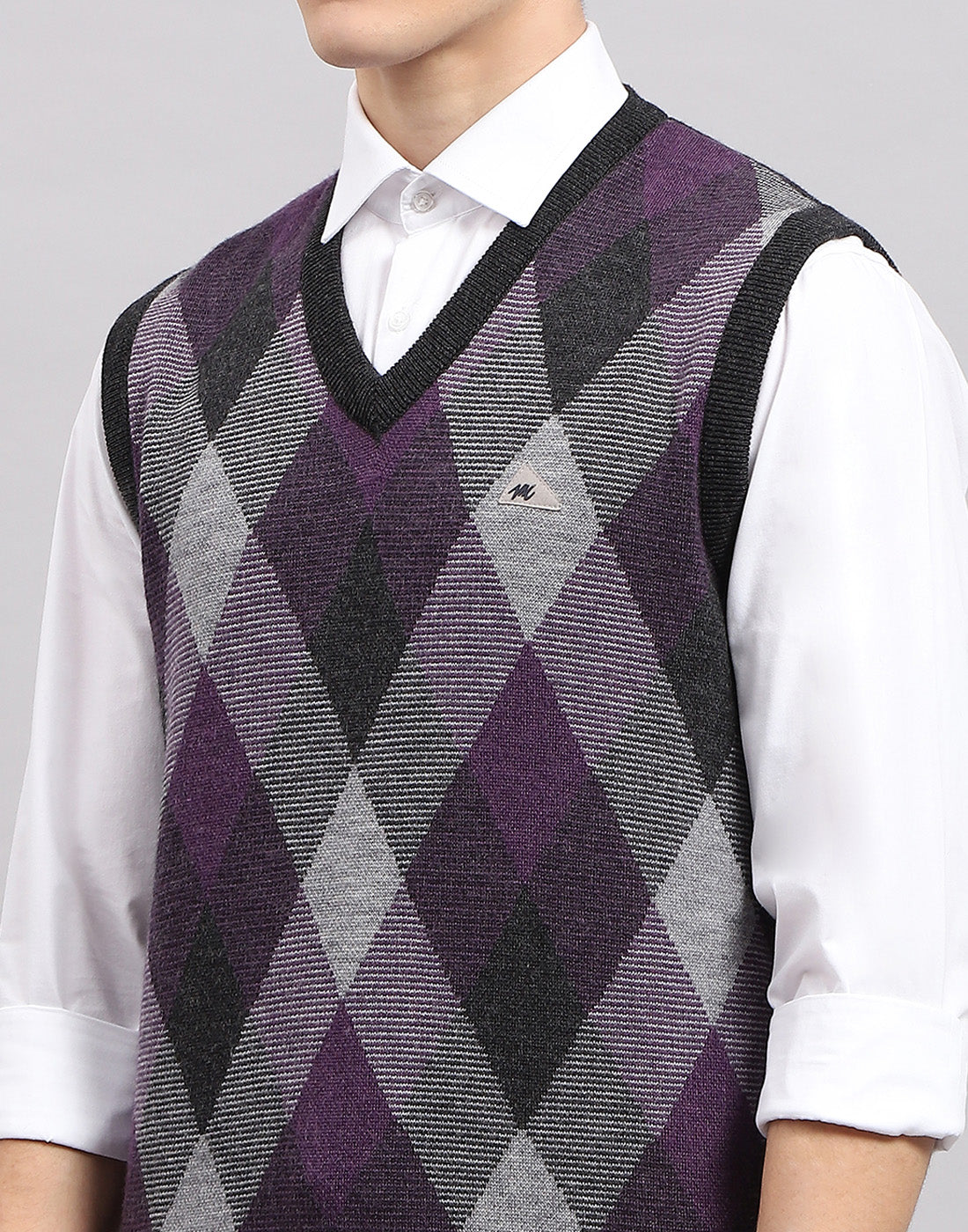 Men Grey Stripe V Neck Sleeveless Sweater