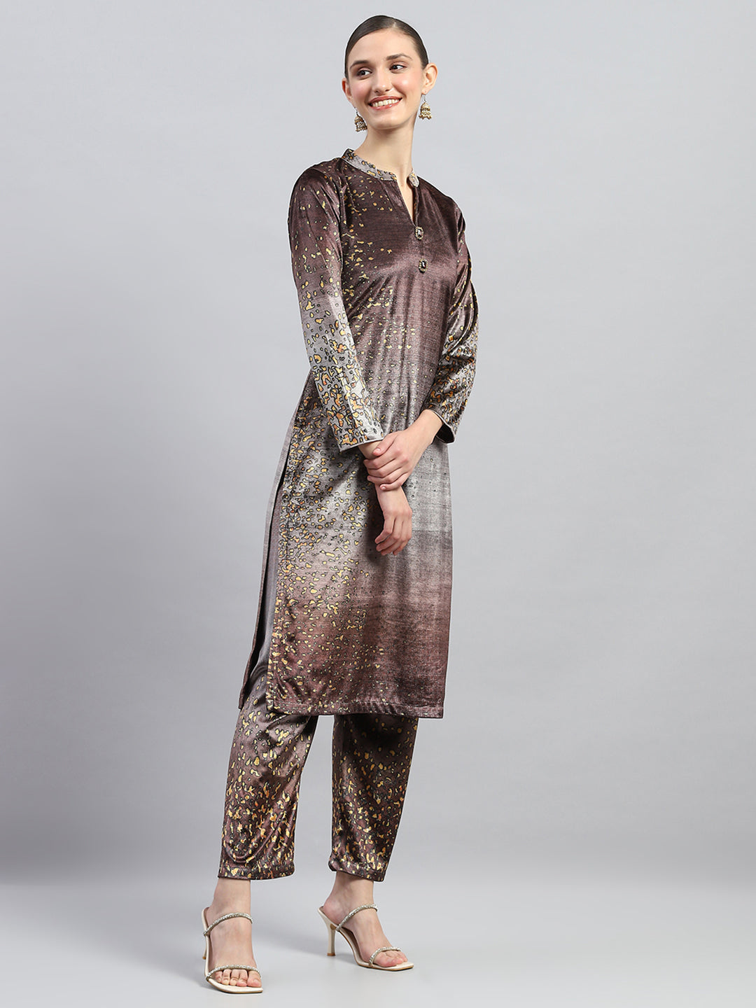 Women Brown Printed Round Neck Full Sleeve Kurti Set