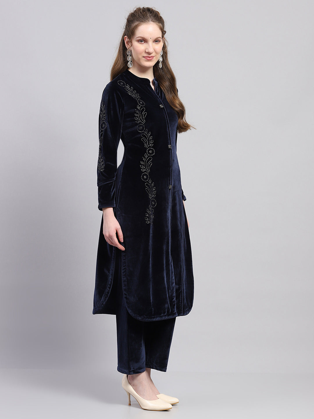 Women Blue Self Design Round Neck Full Sleeve Kurti Set