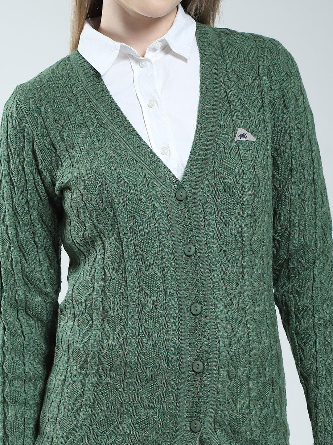 Women Green Self Design V Neck Full Sleeve Cardigan