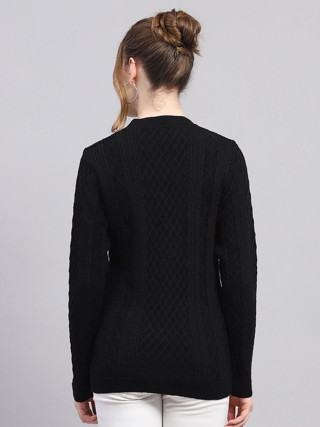 Women Black Self Design V Neck Full Sleeve Cardigan