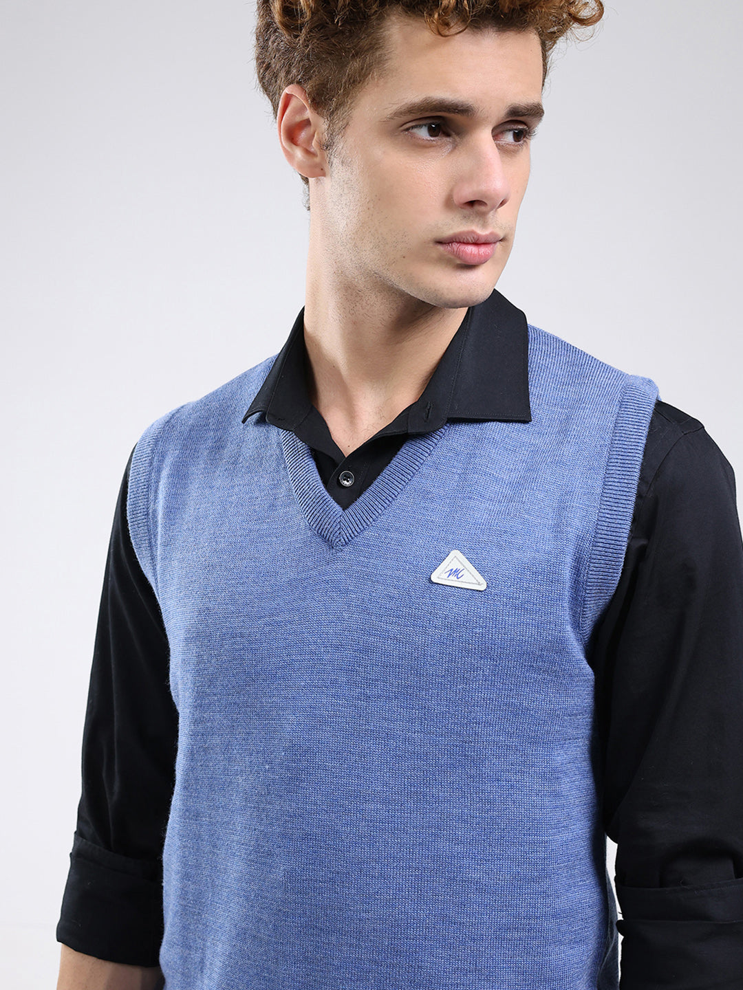 Men Blue Solid V Neck Sleeveless Sweater