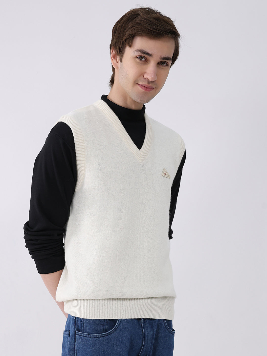 Men White Solid V Neck Sleeveless Sweater