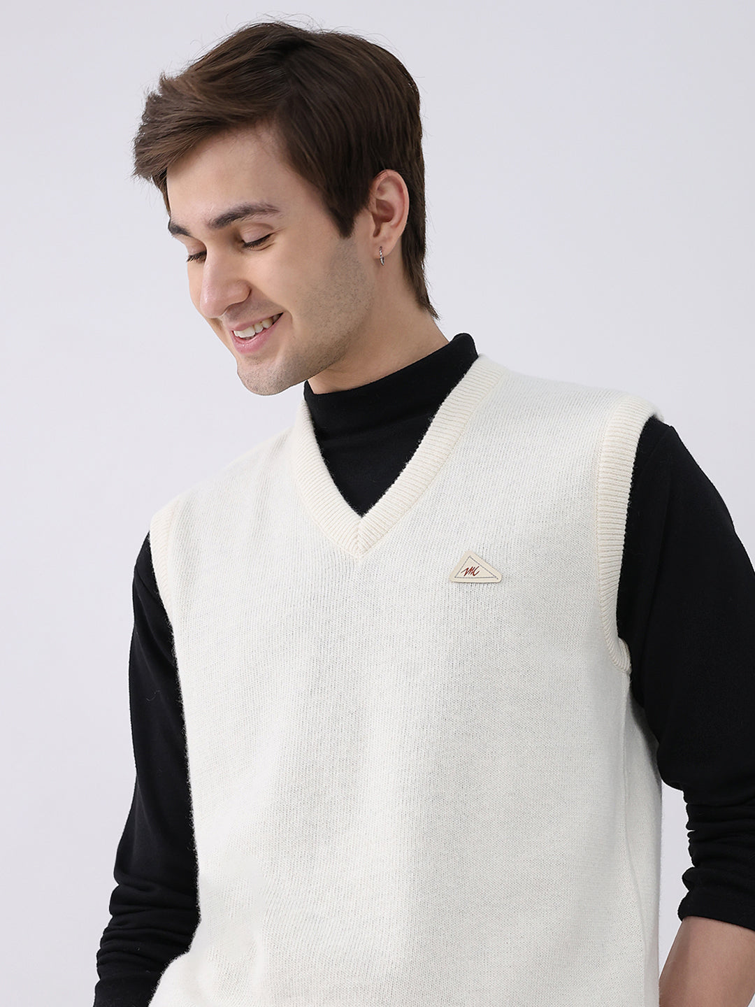 Men White Solid V Neck Sleeveless Sweater