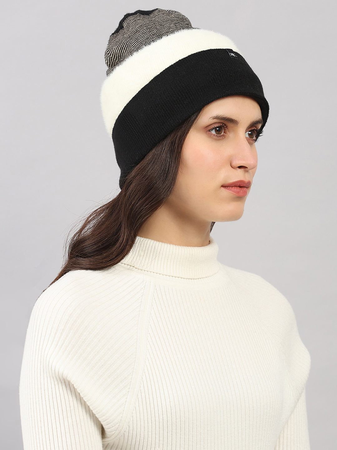 Women Black Self Design Blend Wool Cap