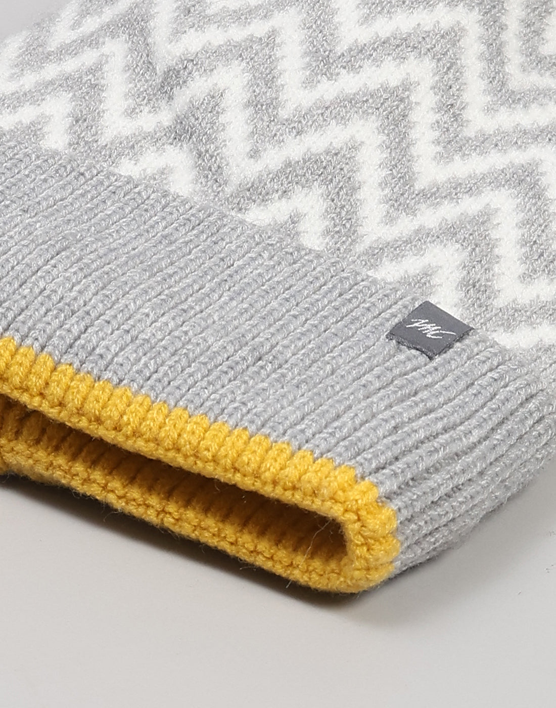 Women Grey Self Design Blend Wool Cap