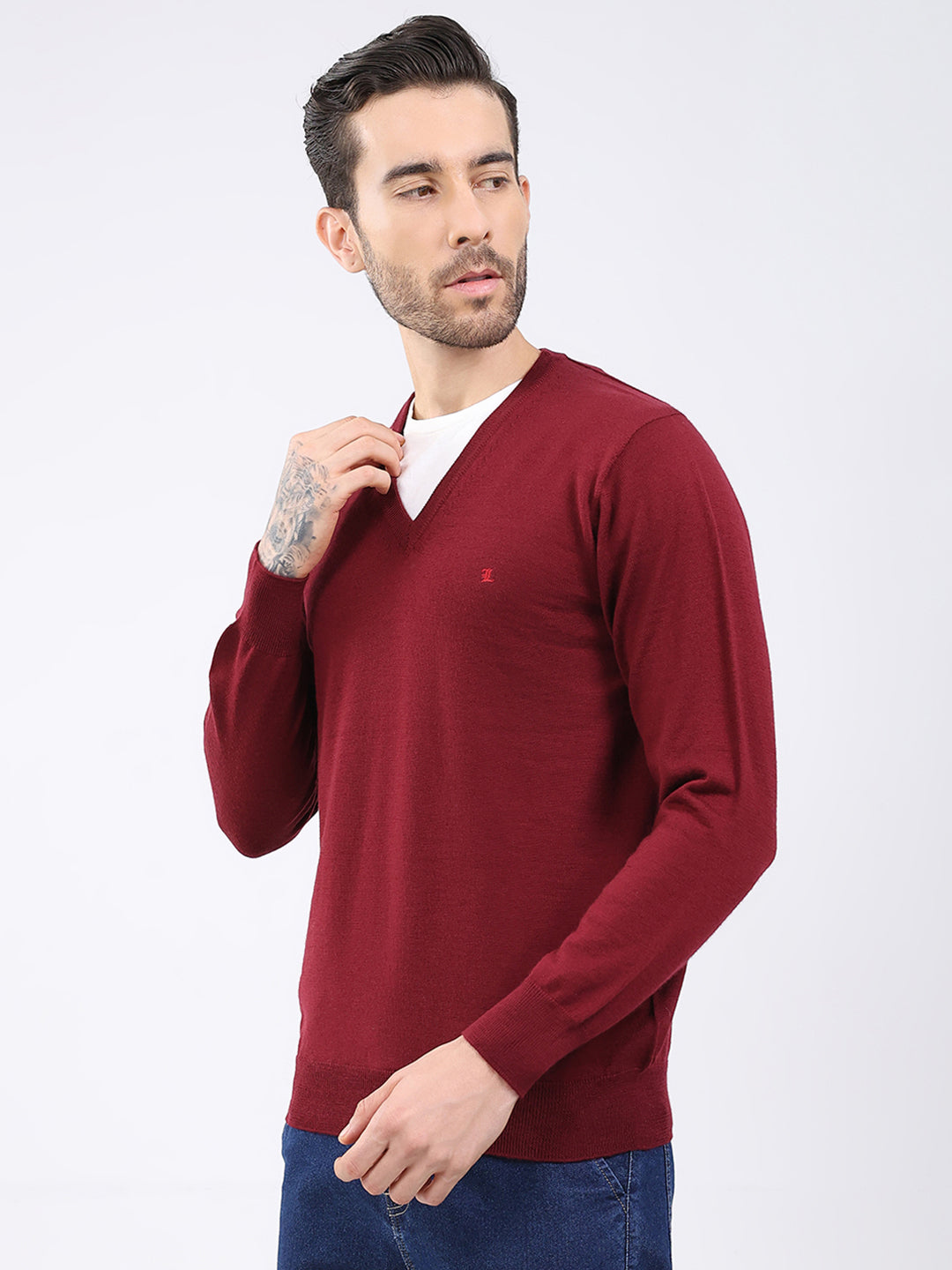 Luxuria Men Maroon Solid V Neck Full Sleeve Pullover