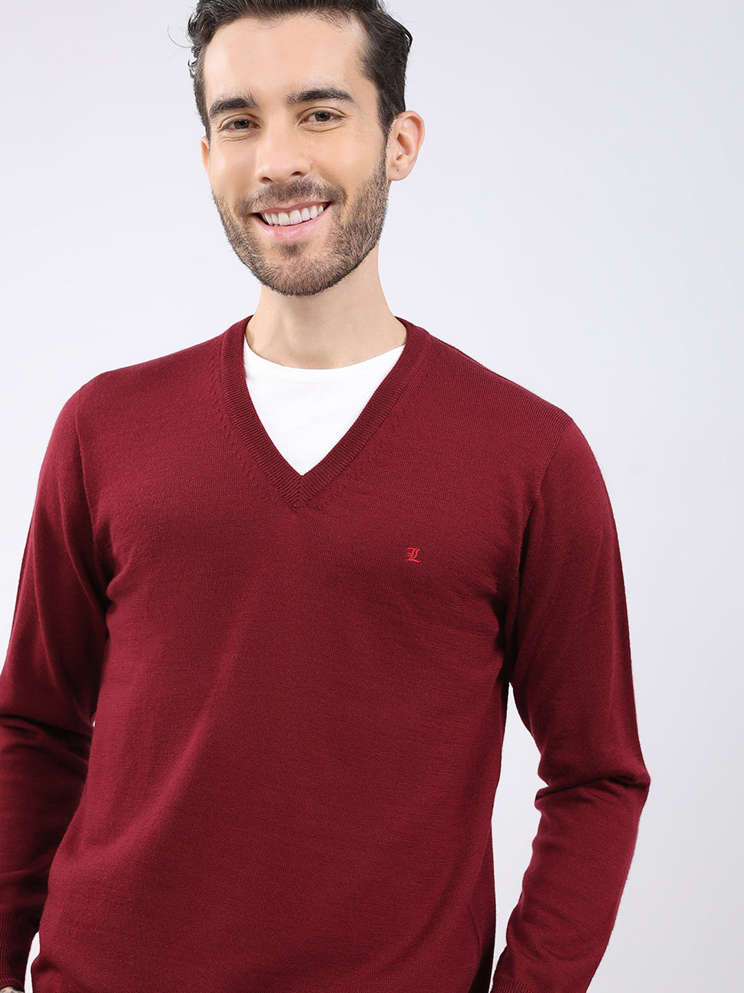 Luxuria Men Maroon Solid V Neck Full Sleeve Pullover