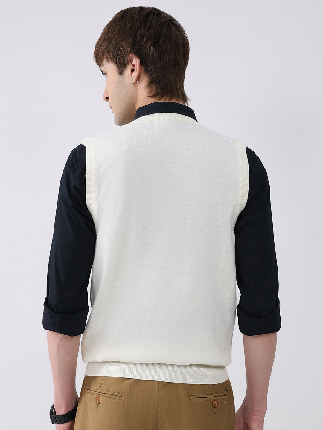 Luxuria Men White Solid V Neck Sleeveless Sweater