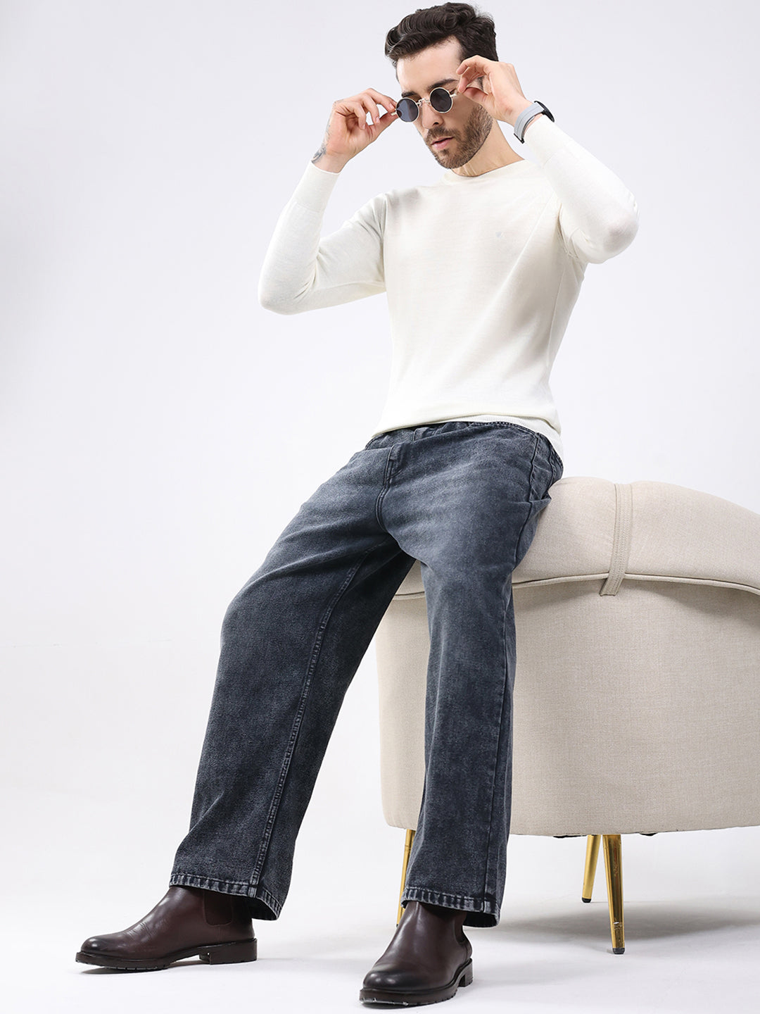 Luxuria Men White Solid Round Neck Full Sleeve Pullover