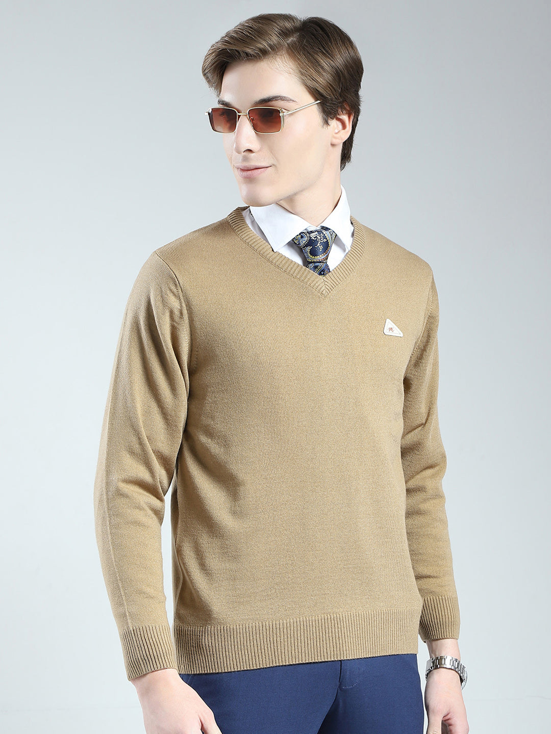 Men Beige Solid V Neck Full Sleeve Pullover