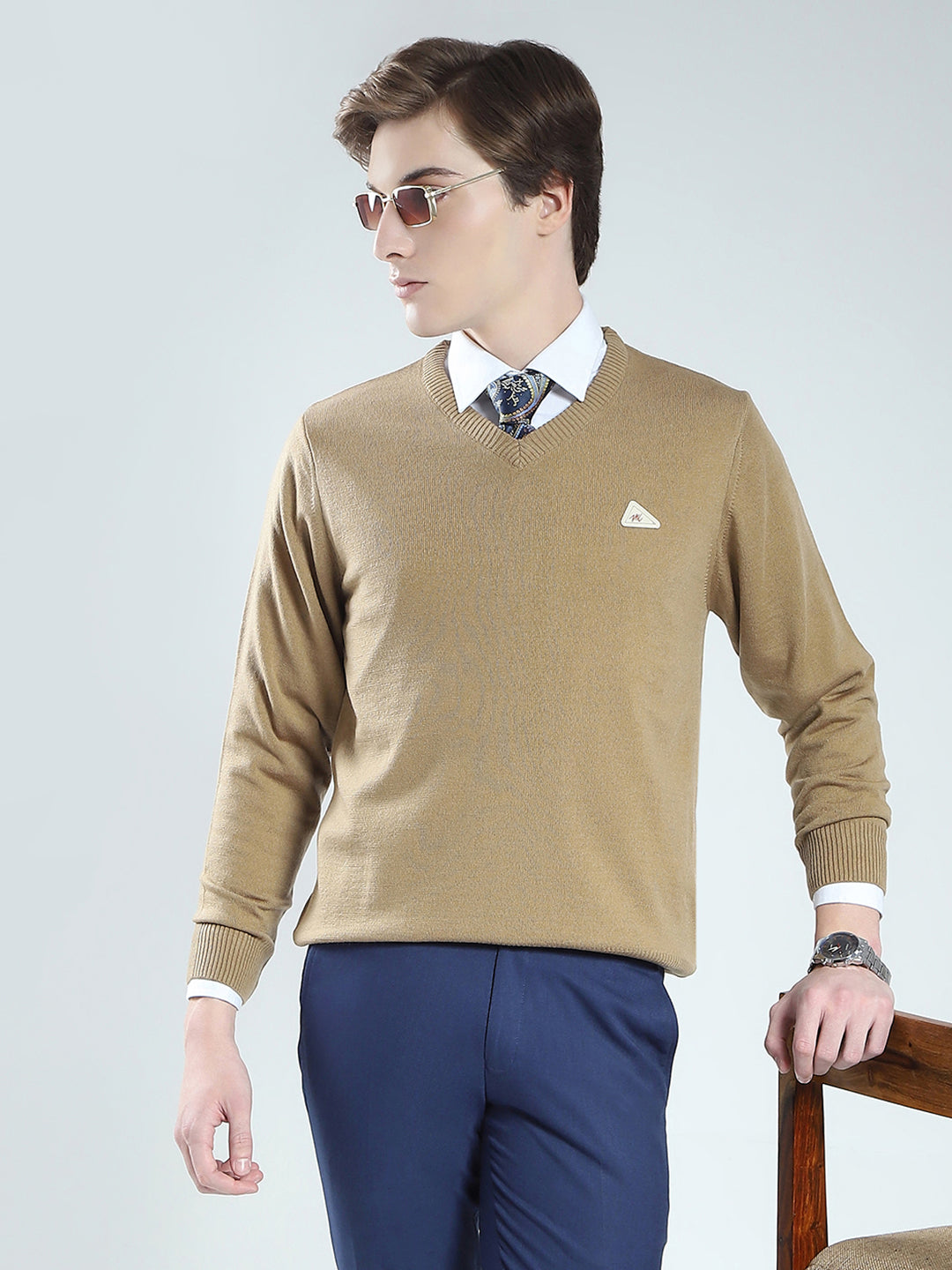 Men Beige Solid V Neck Full Sleeve Pullover