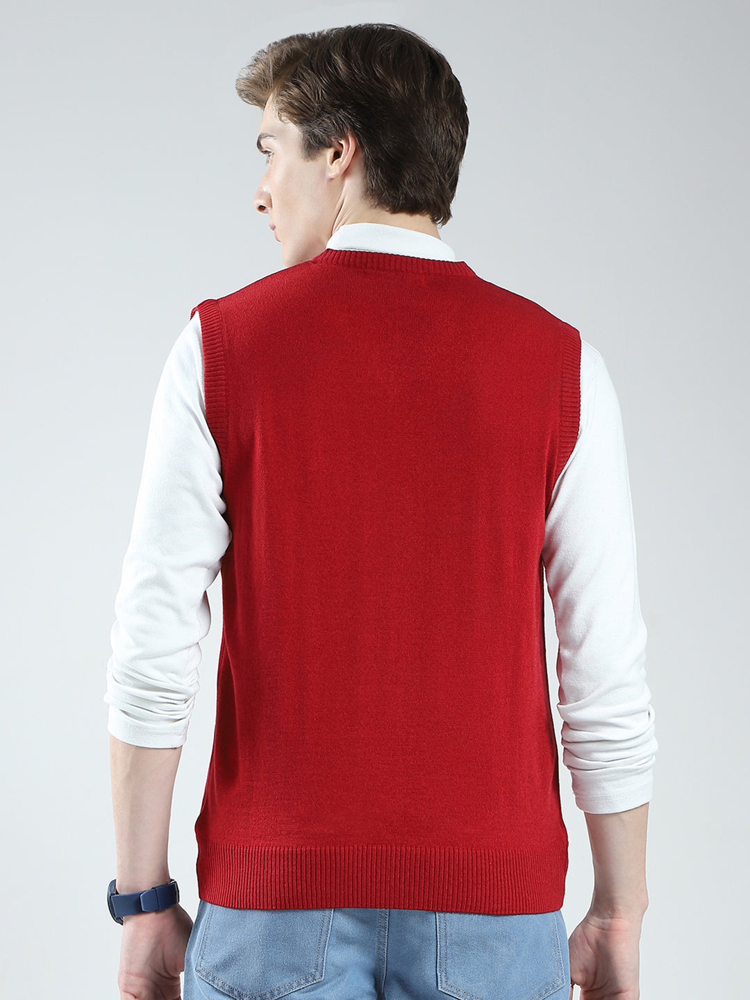 Men Red Solid V Neck Sleeveless Sweater