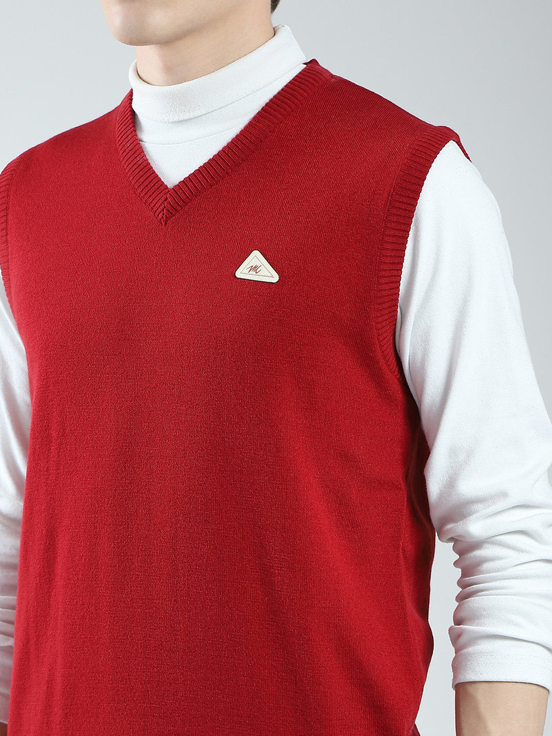 Men Red Solid V Neck Sleeveless Sweater