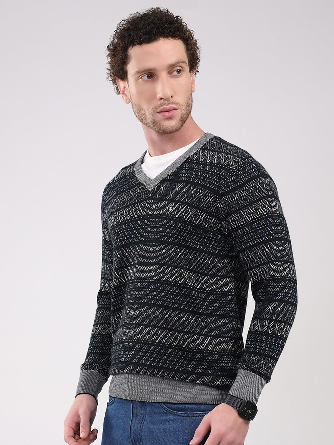 Luxuria Men Black Printed V Neck Full Sleeve Pullover