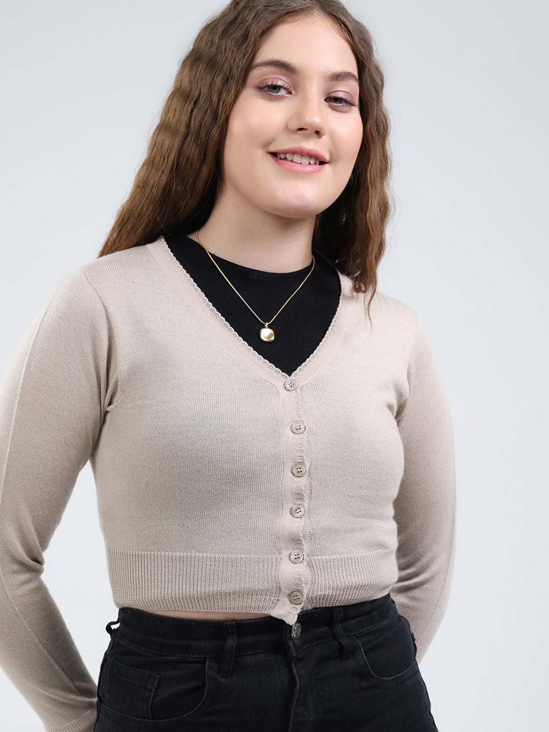 Women Beige Solid V Neck Full Sleeve Cardigan