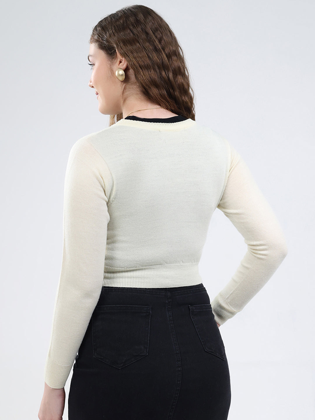 Women White Solid V Neck Full Sleeve Cardigan