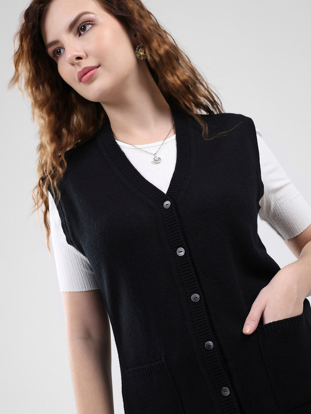 Women Black Solid V Neck Sleeveless Cardigan