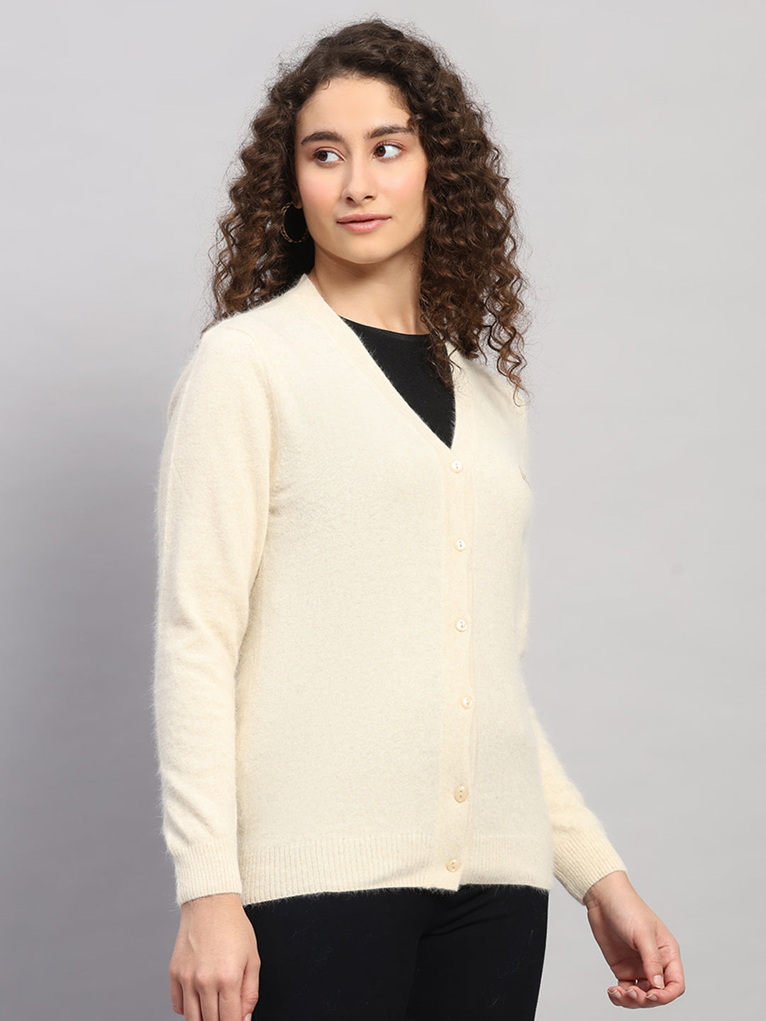 Women Cream Solid V Neck Full Sleeve Cardigan