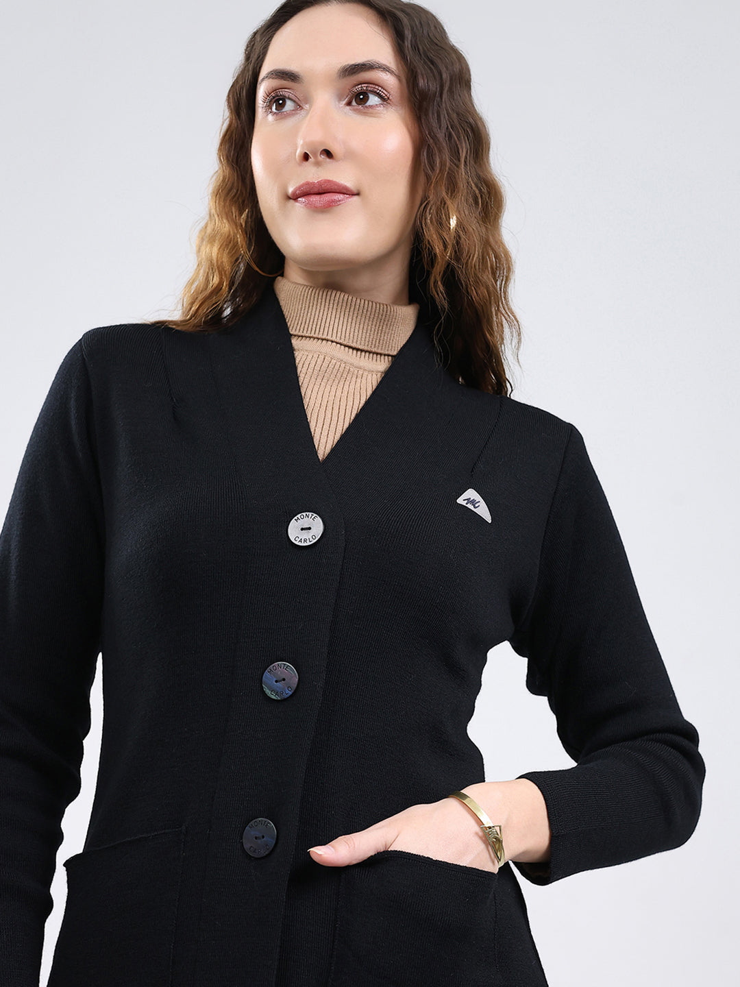 Women Black Solid V Neck Full Sleeve Cardigan