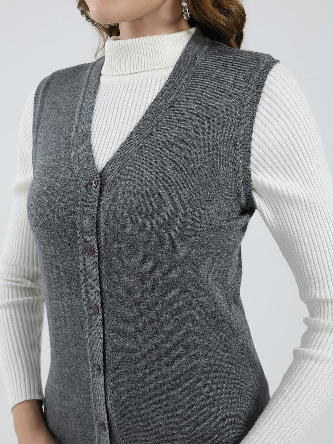 Women Grey Solid V Neck Sleeveless Cardigan