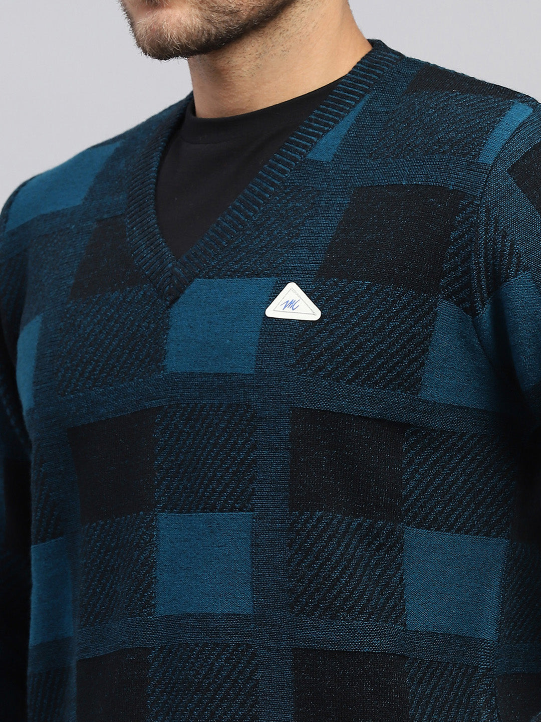 Men Blue Printed V Neck Full Sleeve Pullover