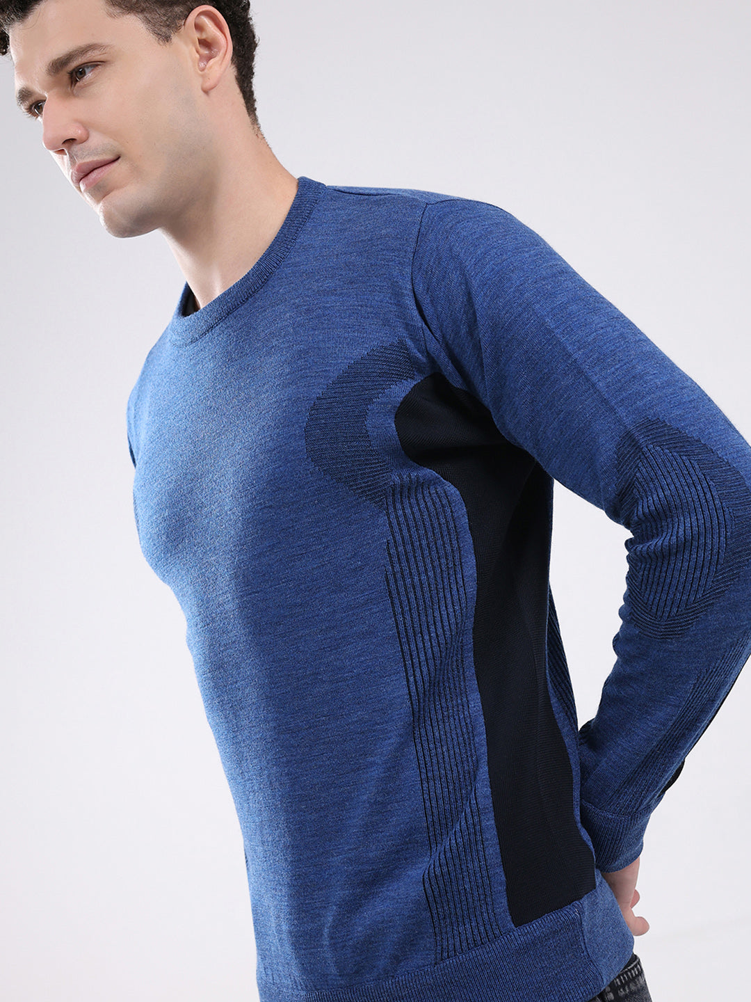 Men Blue Solid Round Neck Full Sleeve Pullover