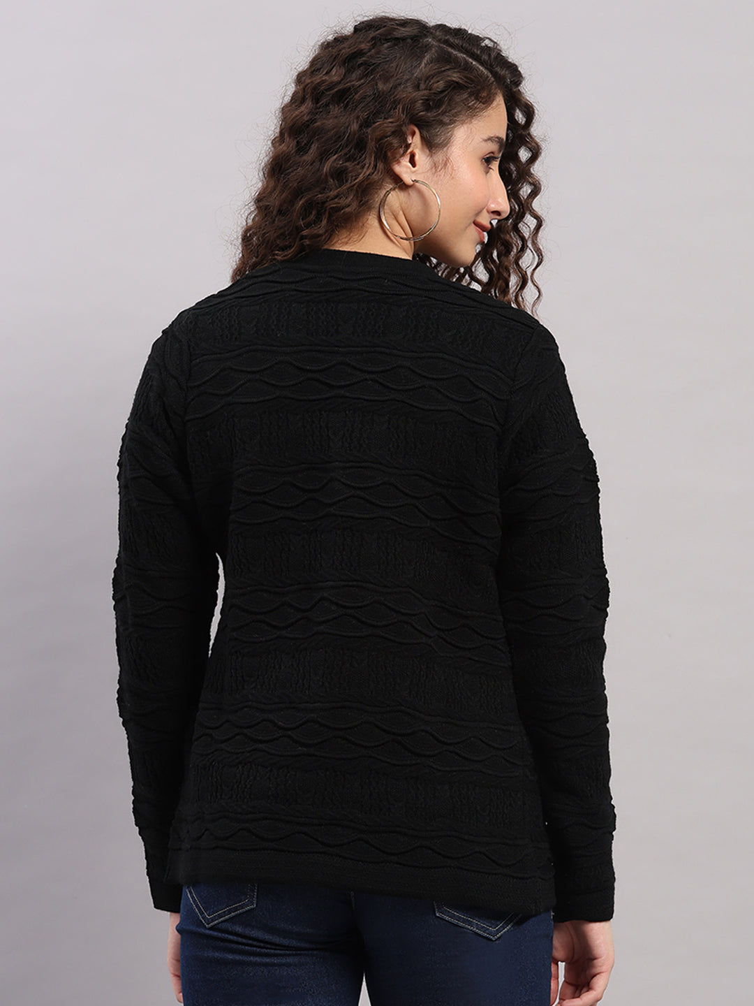 Women Black Self Design V Neck Full Sleeve Cardigan
