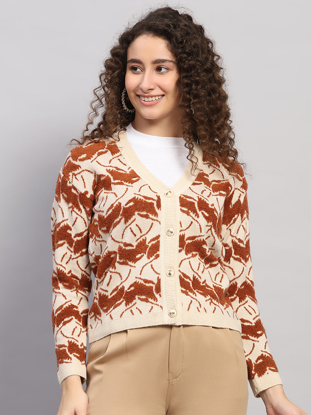 Women Beige Jaquard V Neck Full Sleeve Cardigan