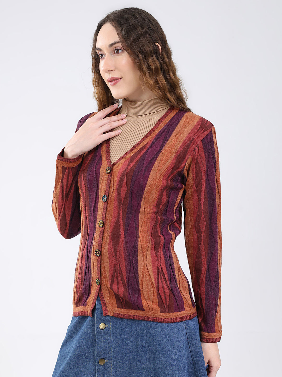 Women Multicolor Wave Stripe V Neck Full Sleeve Cardigan