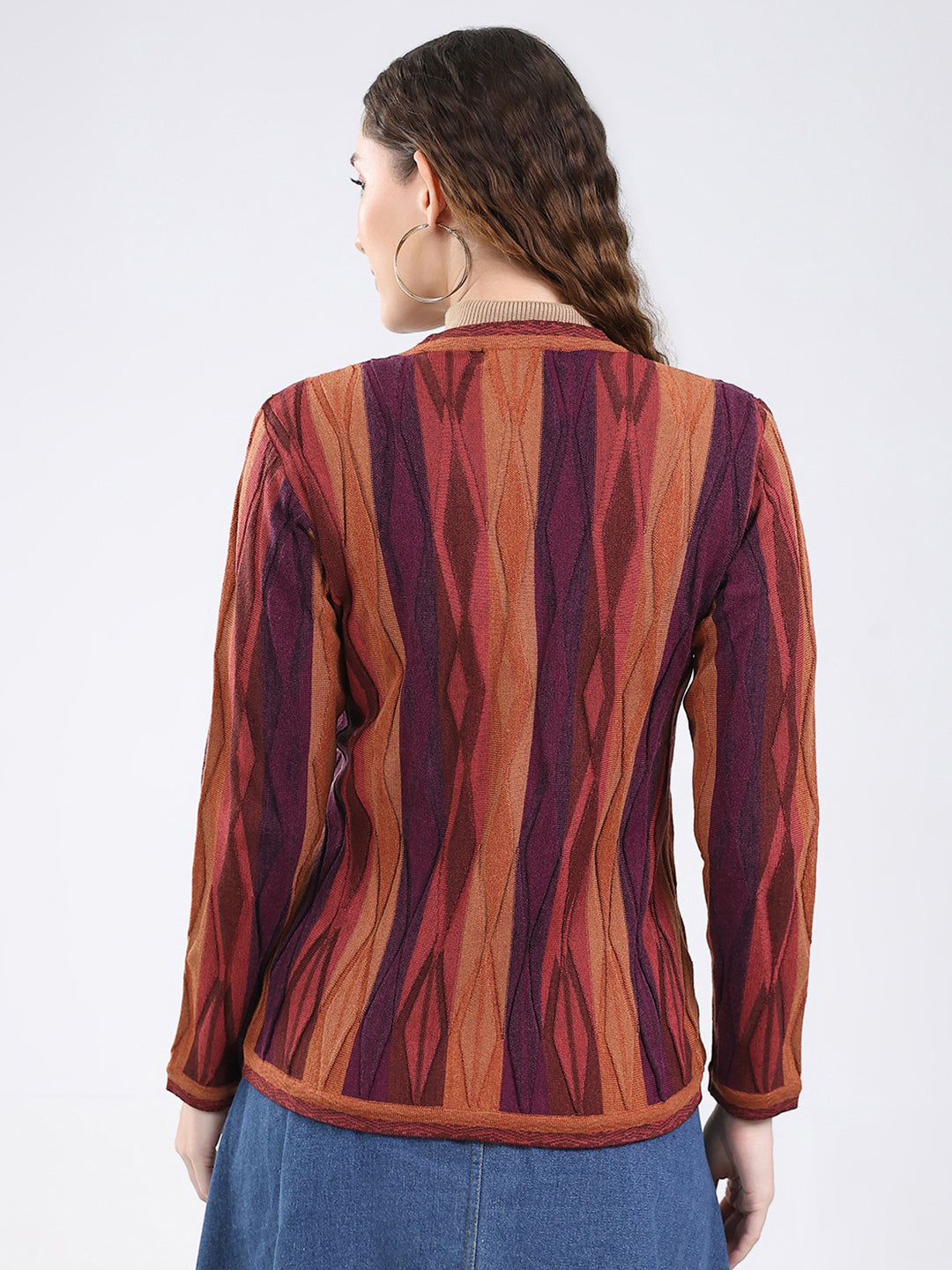 Women Multicolor Wave Stripe V Neck Full Sleeve Cardigan