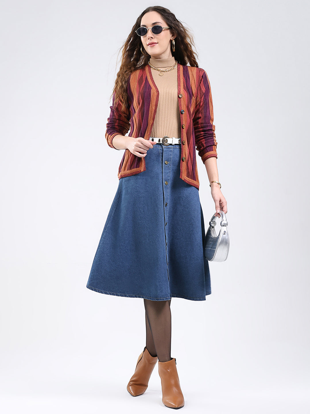 Women Multicolor Wave Stripe V Neck Full Sleeve Cardigan