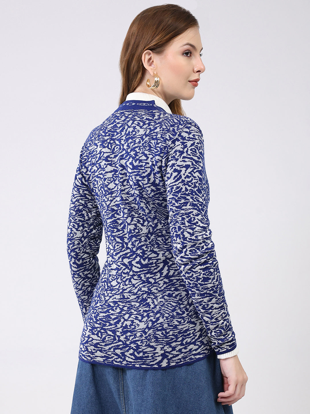 Women Blue Self Design V Neck Full Sleeve Cardigan