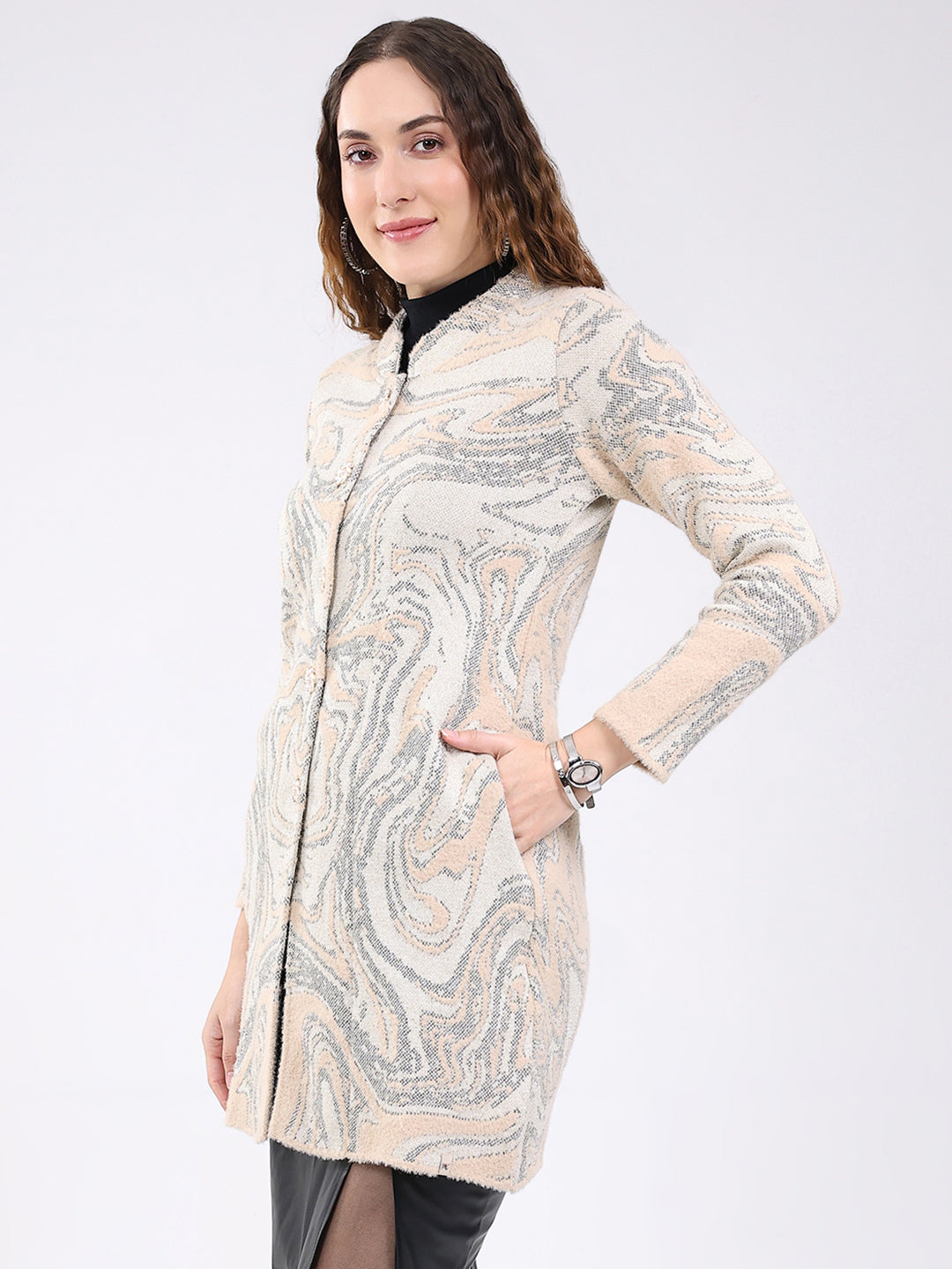 Women Beige Jacquard Round Neck Full Sleeve Knitted Coat