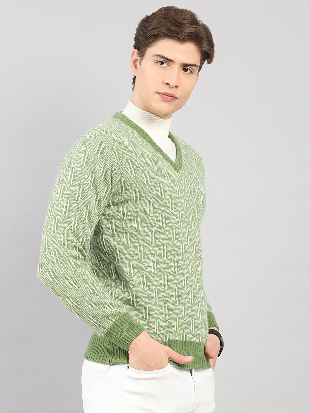 Men Green Self Design V Neck Full Sleeve Pullover
