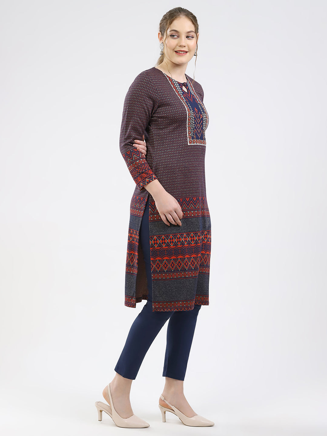 Women Maroon Printed Round Neck Full Sleeve Winter Kurti