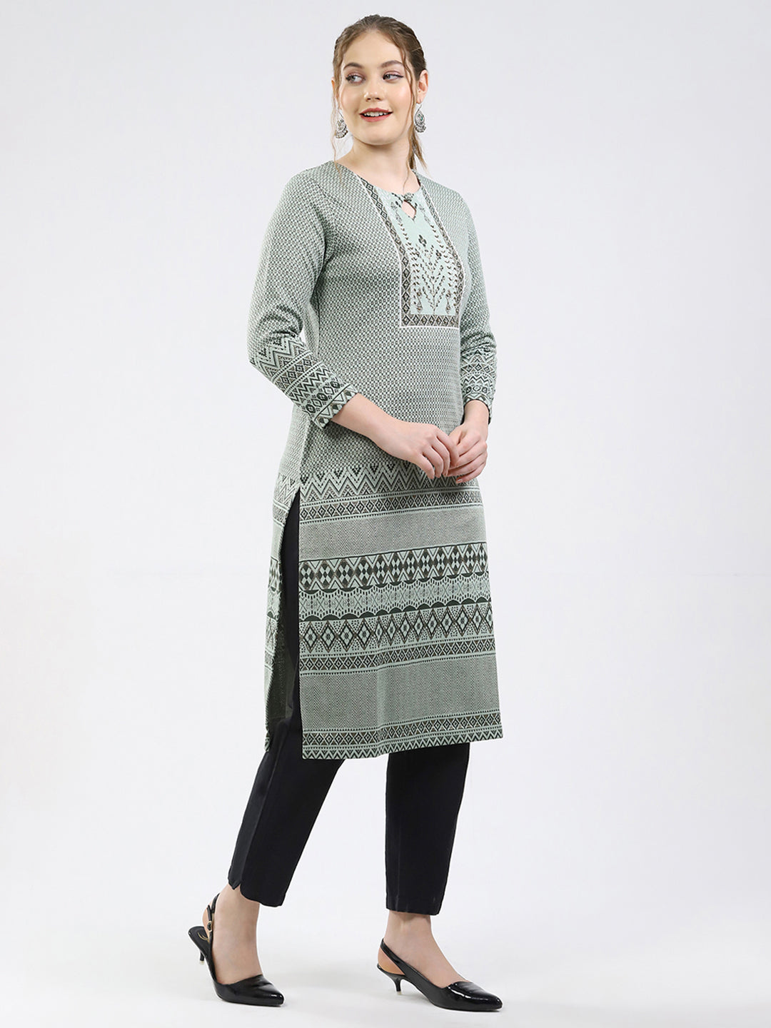 Women Green Printed Round Neck Full Sleeve Winter Kurti