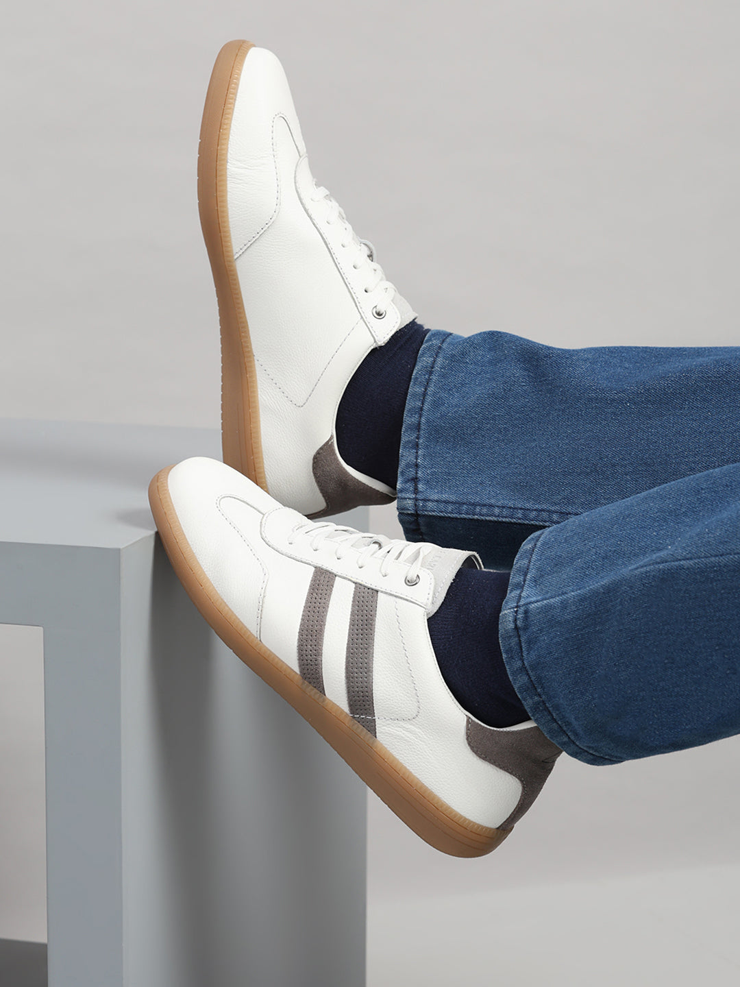 Monte Carlo White Smart Lace-Up Casual Sneakers for Men