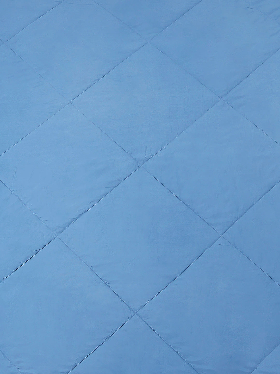 Solid Single Bed 210 GSM Comforter Ava for Mild Winter (Weight 0.9 kg)