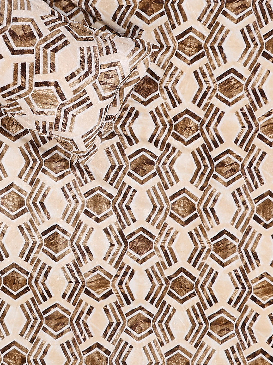 349 GSM 100% Polyester King Bed 1 Bedsheet with 2 Pillow Cover (Carnival)