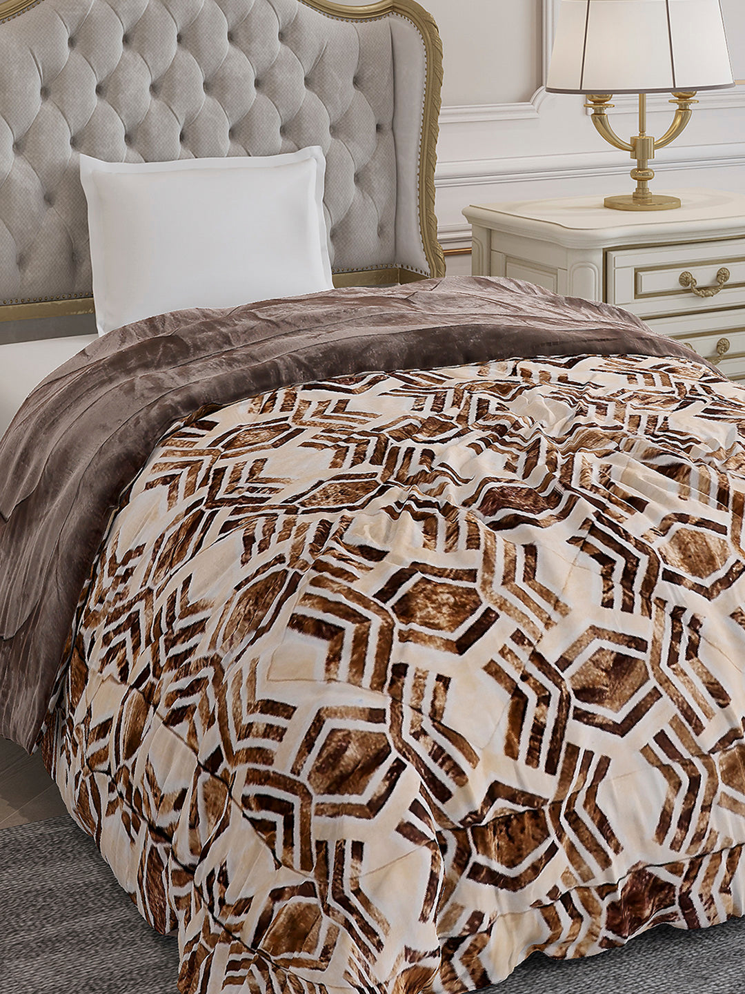 Printed Single Bed 992 GSM Comforter for Winter - (James)