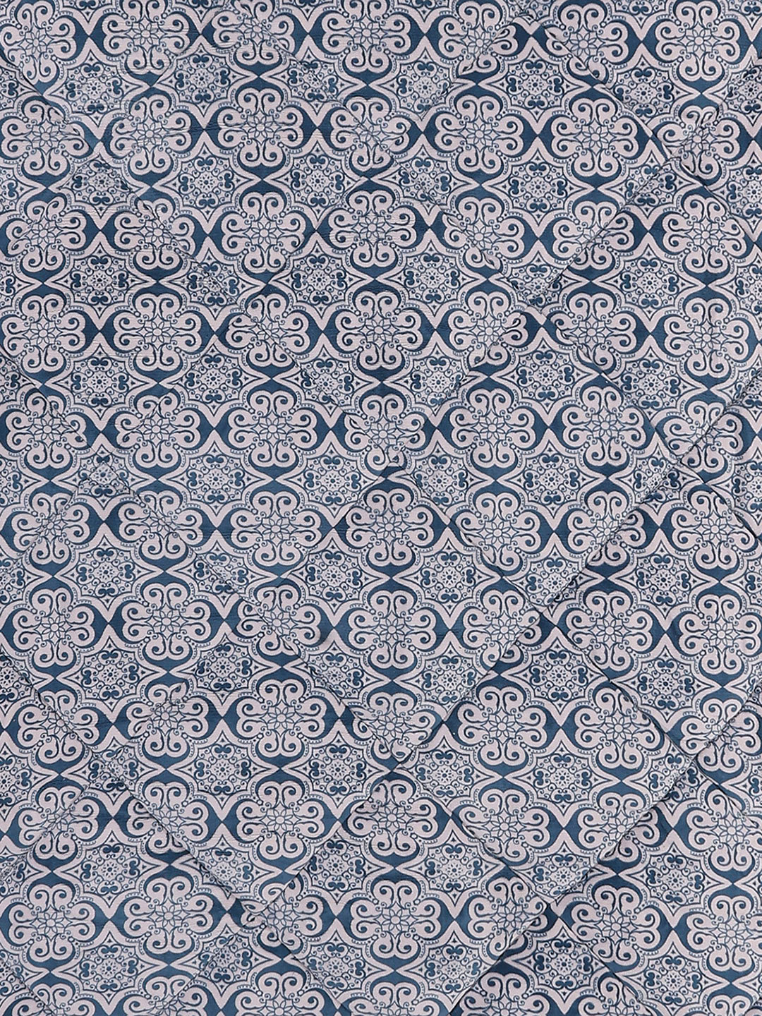 Printed Double Bed 210 GSM Comforter for Mild Winter (Nixie), Weight 729 gm